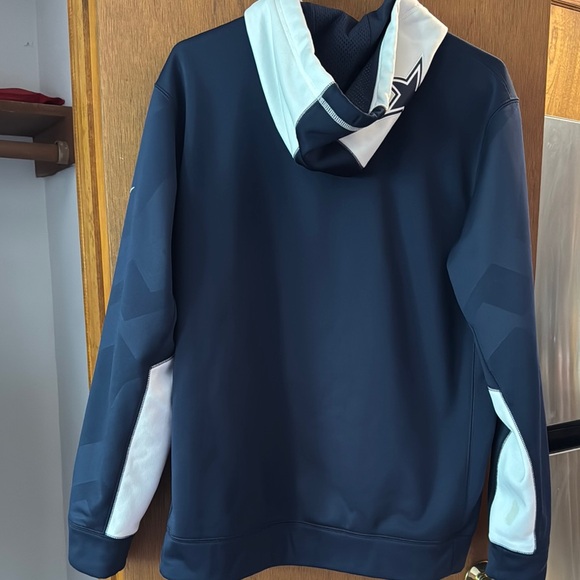 White and Black Star Logo Jacket - Picture 3 of 4